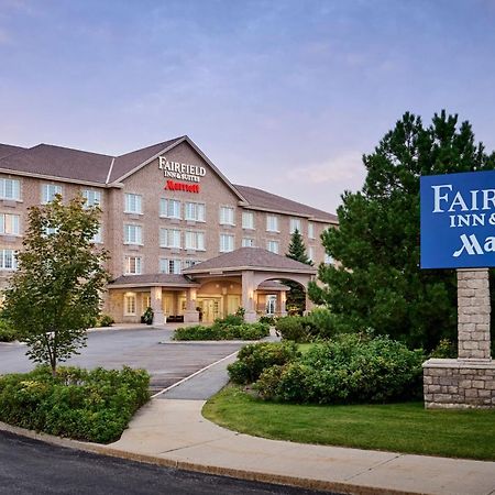 Fairfield Inn & Suites By Marriott Ottawa Kanata מראה חיצוני תמונה