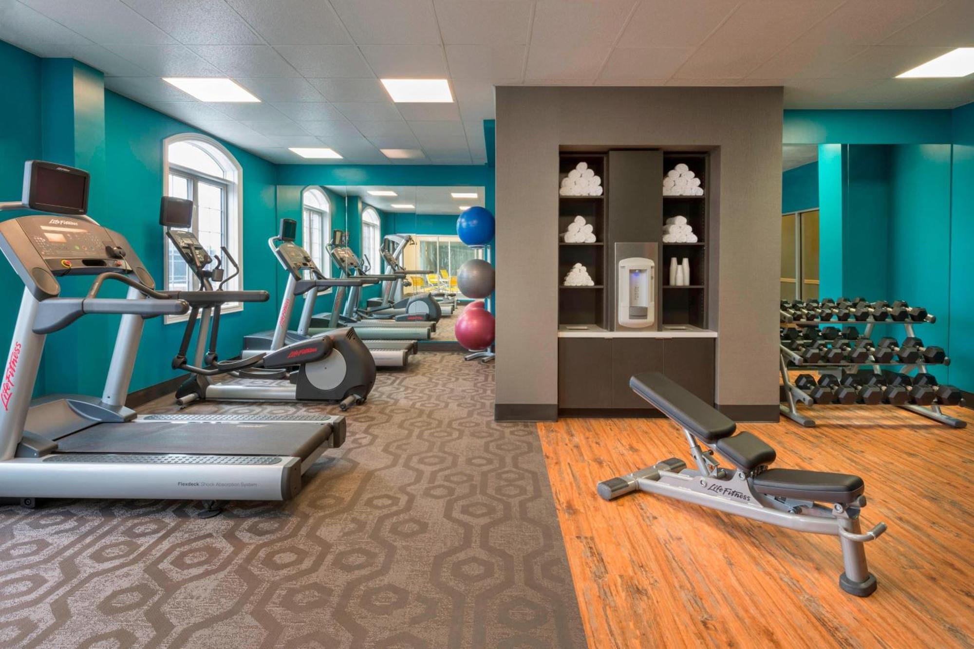 Fairfield Inn & Suites By Marriott Ottawa Kanata מראה חיצוני תמונה